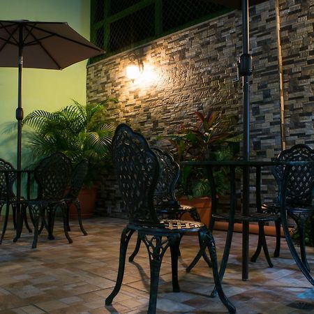 Hostal De Asturias San Salvador Ngoại thất bức ảnh