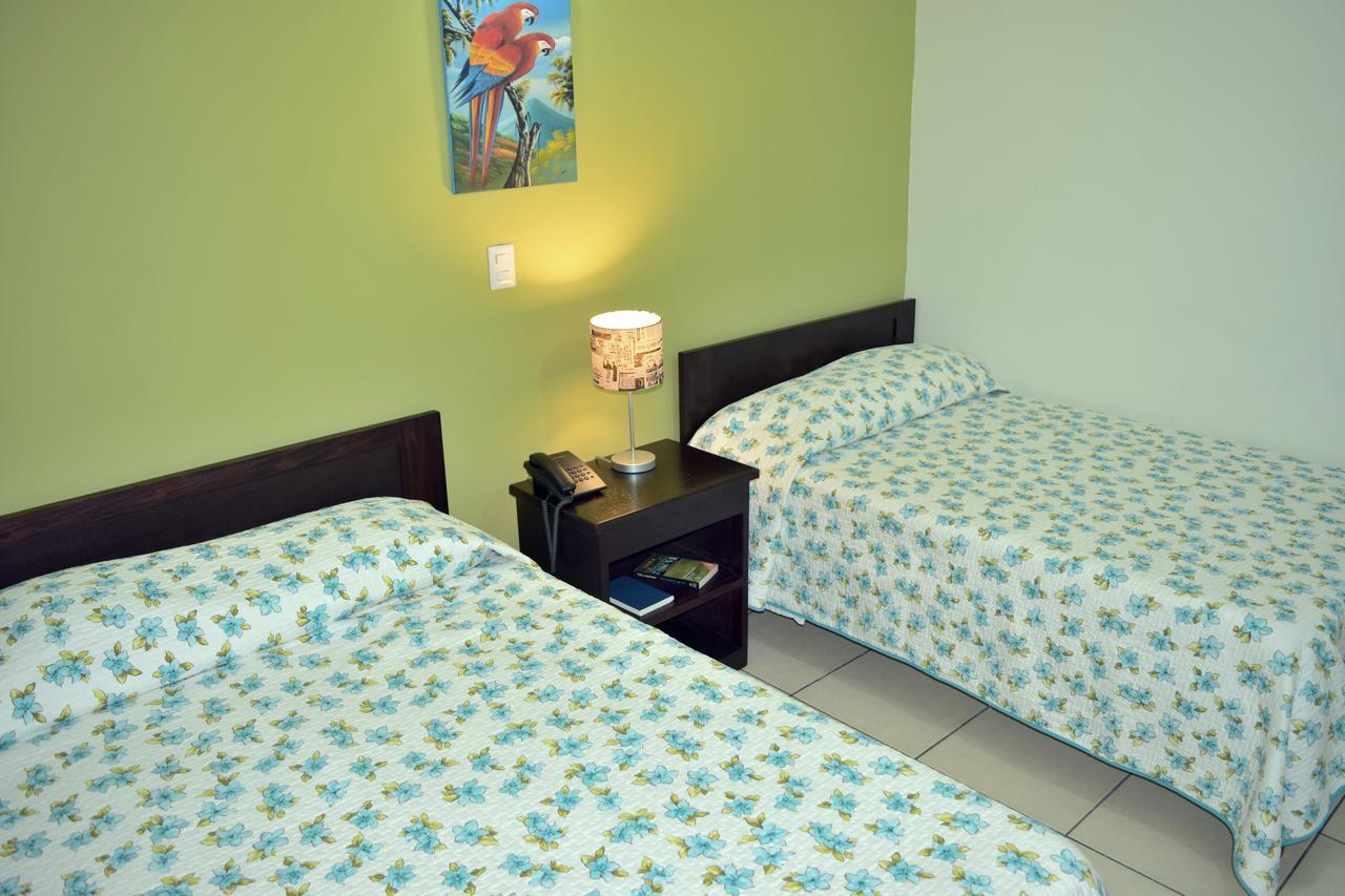 Hostal De Asturias San Salvador Ngoại thất bức ảnh