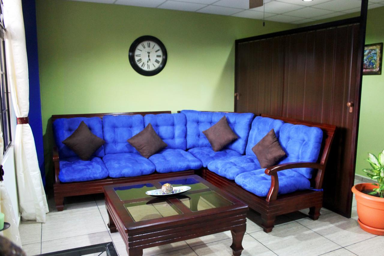 Hostal De Asturias San Salvador Ngoại thất bức ảnh