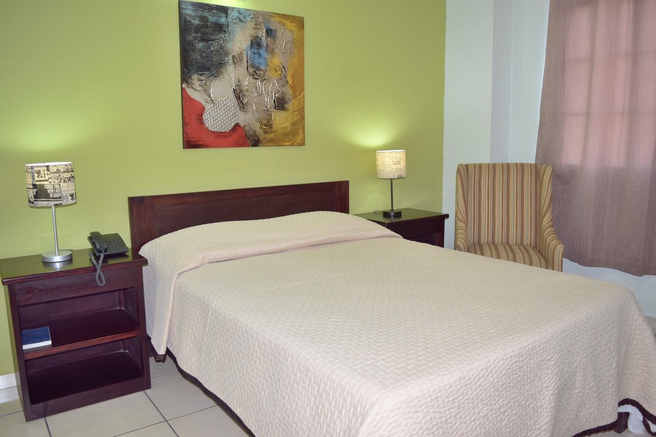 Hostal De Asturias San Salvador Ngoại thất bức ảnh
