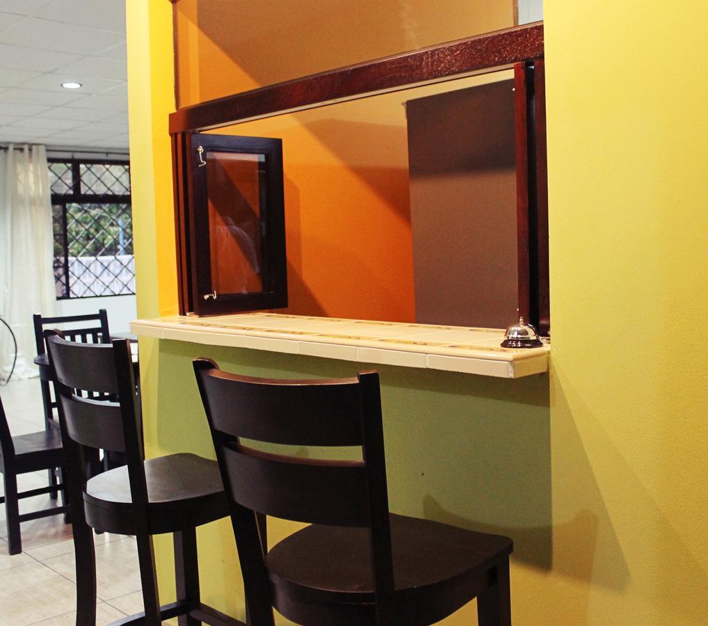 Hostal De Asturias San Salvador Ngoại thất bức ảnh